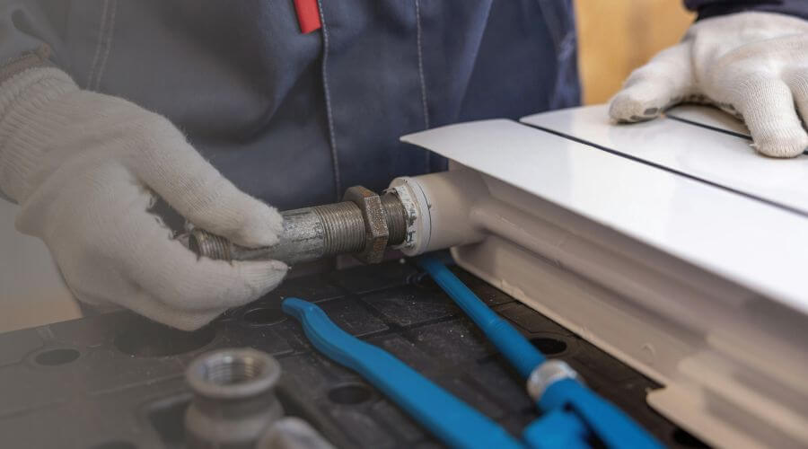 Local expert plumbing services in Grammer, IN